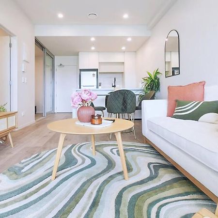 Brand New Stylish 2Br Apartment- Free Parking Окленд Экстерьер фото